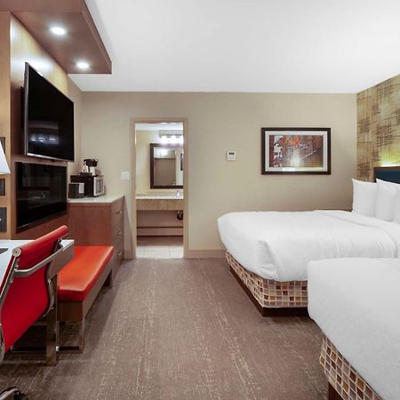 Best Western Plus City Centre Inn Едмънтън Екстериор снимка