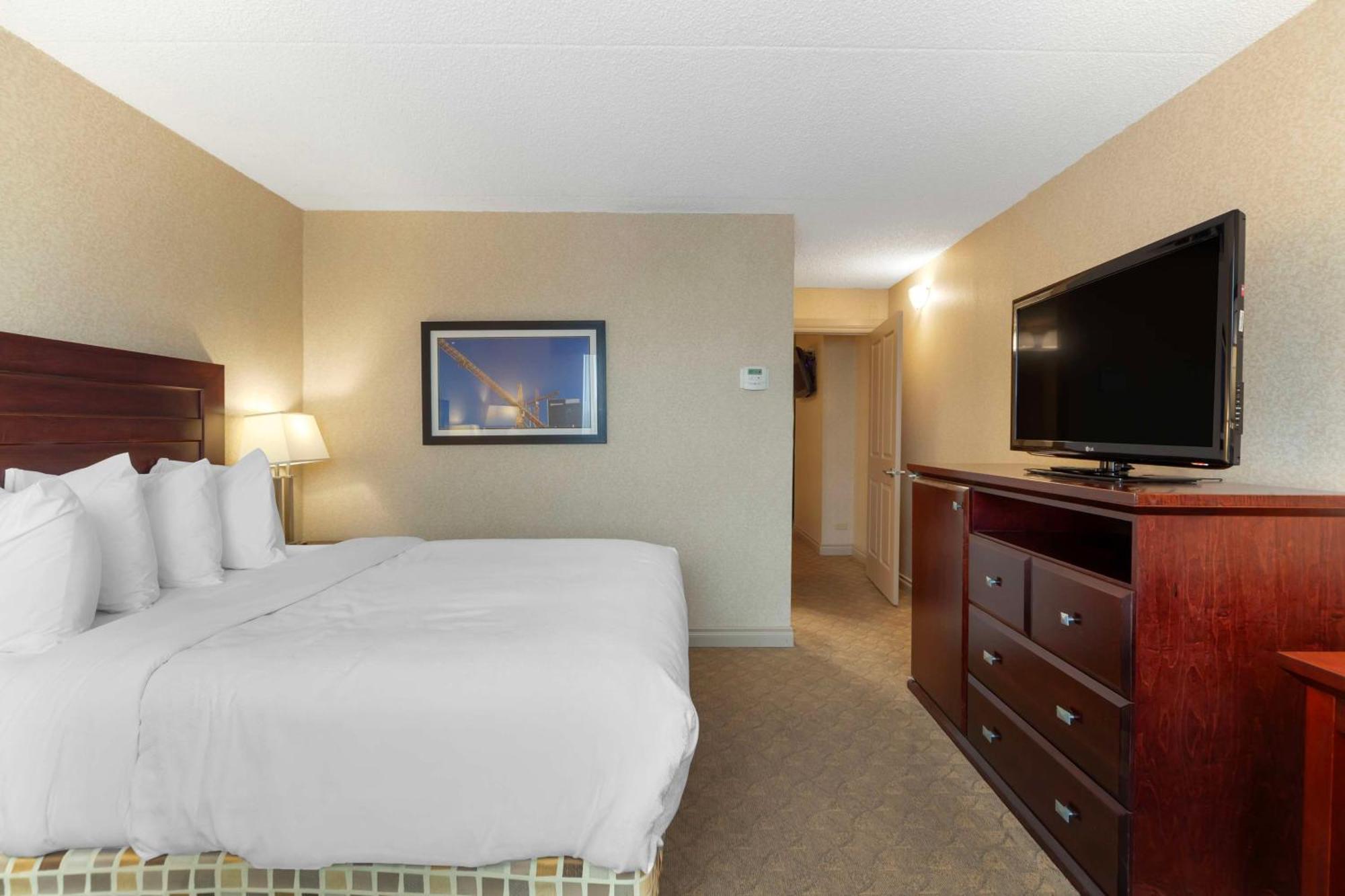 Best Western Plus City Centre Inn Едмънтън Екстериор снимка