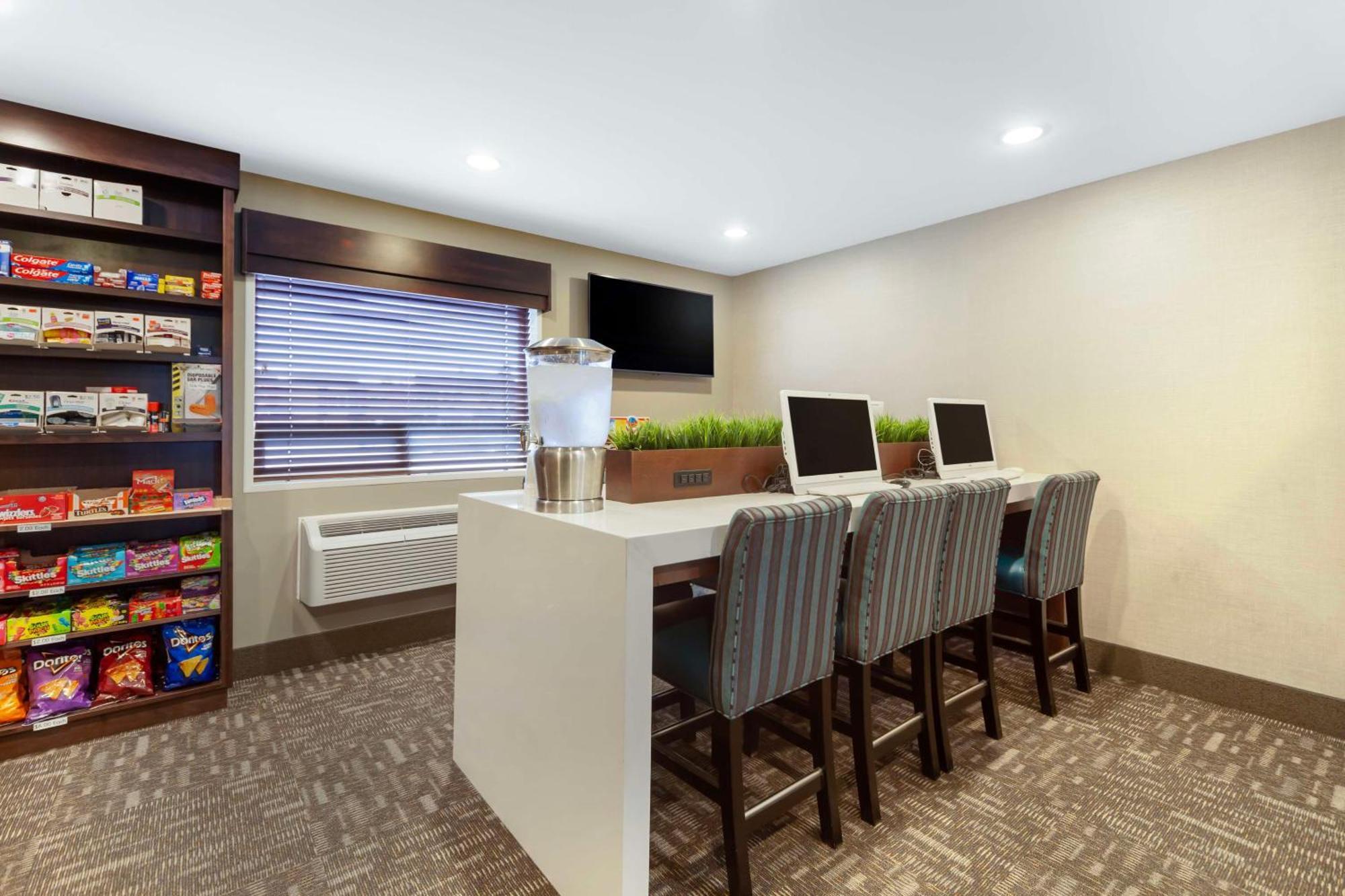 Best Western Plus City Centre Inn Едмънтън Екстериор снимка