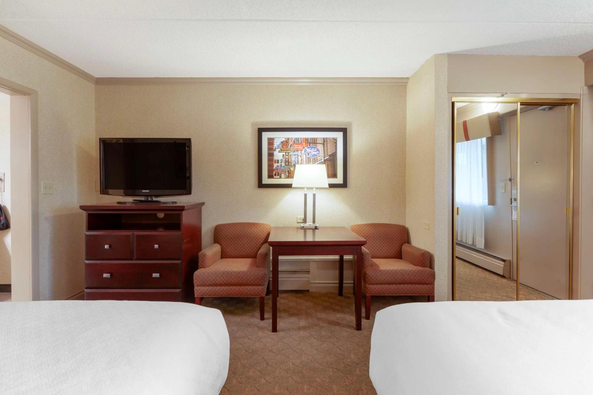 Best Western Plus City Centre Inn Едмънтън Екстериор снимка