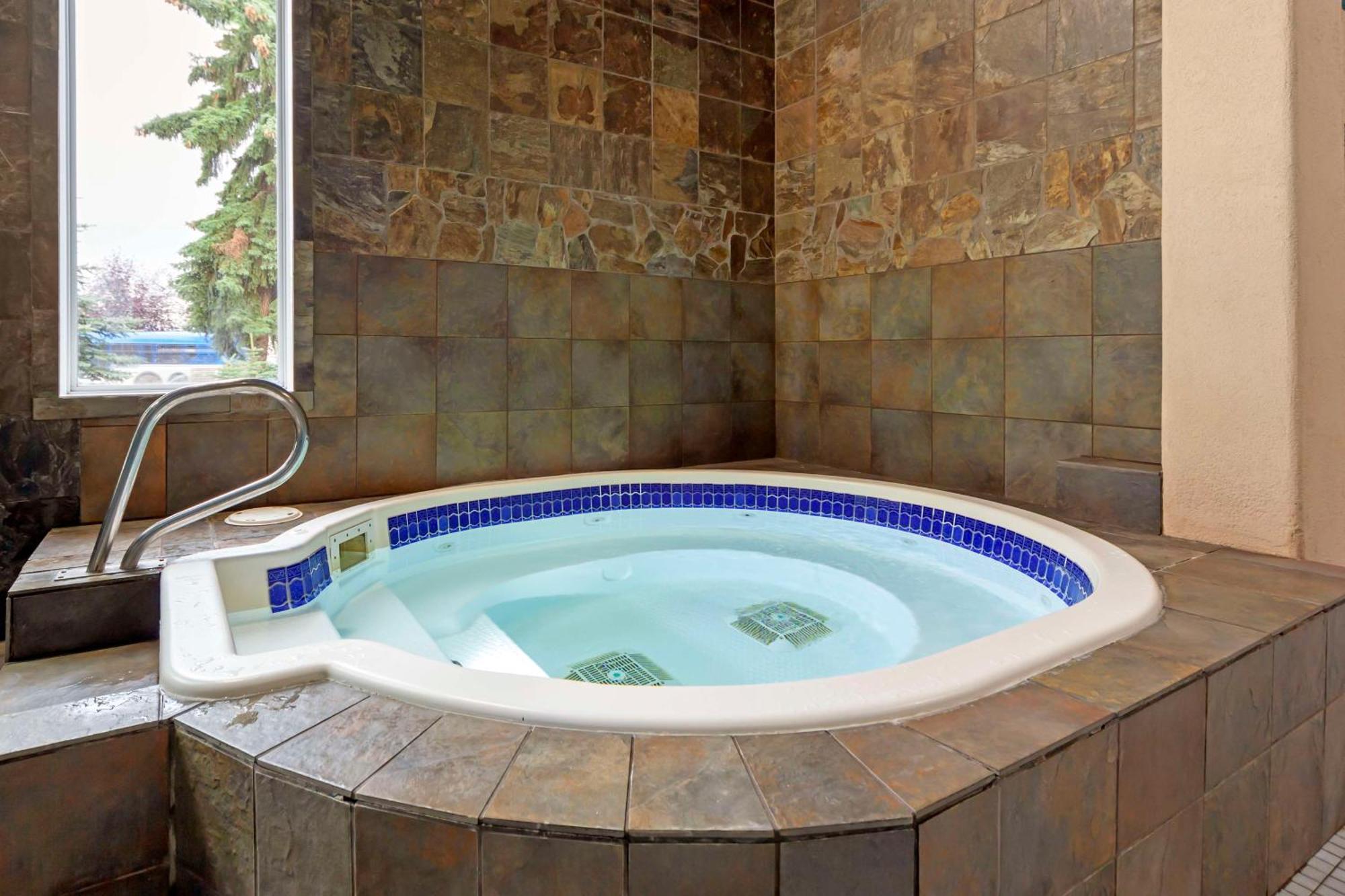 Best Western Plus City Centre Inn Едмънтън Екстериор снимка
