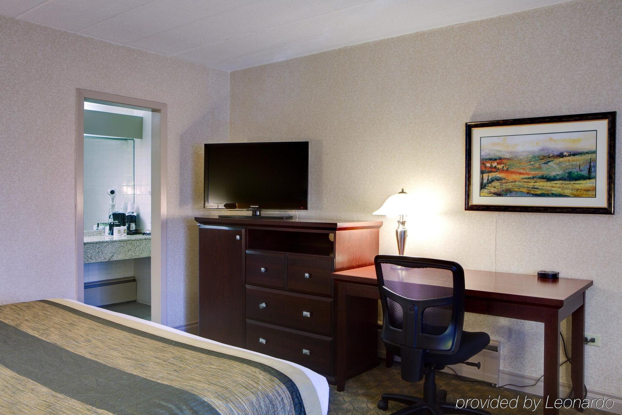 Best Western Plus City Centre Inn Едмънтън Стая снимка