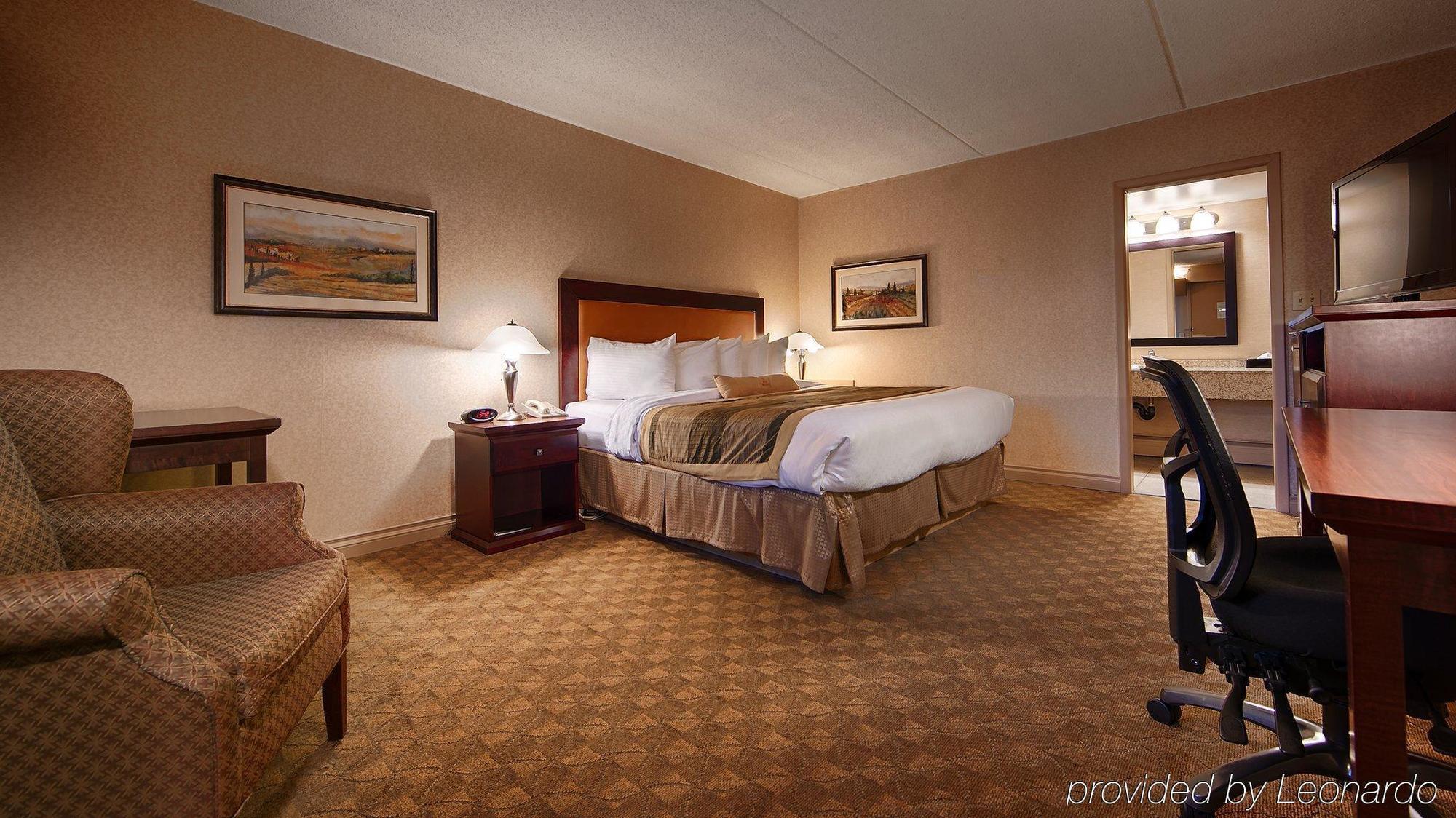 Best Western Plus City Centre Inn Едмънтън Екстериор снимка